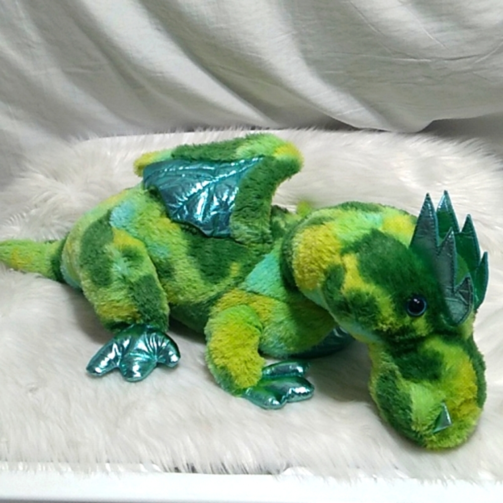 SALE! RARE! Large Green Dragon W Shiny Belly Wings & Feet